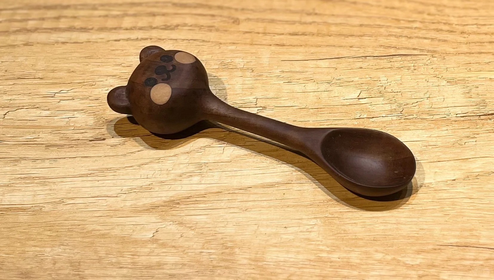 林涧木舍：在小小的木头上挖呀挖，挖小小的木勺