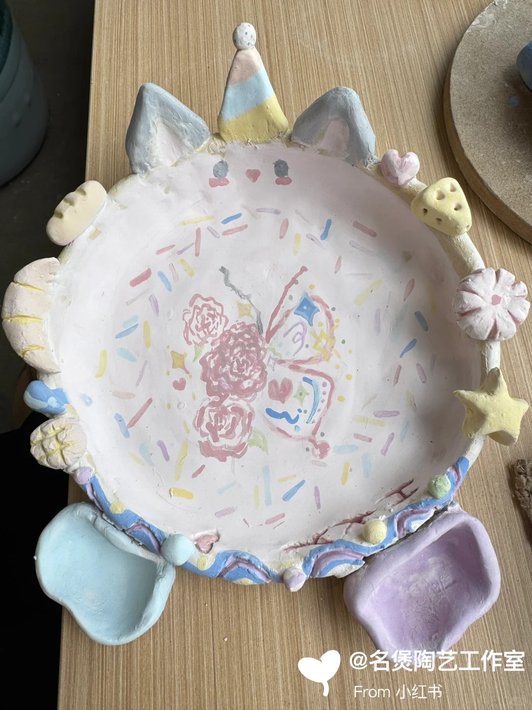 名煲陶艺：陶艺DIY，每个都是艺术品，粉色治愈系