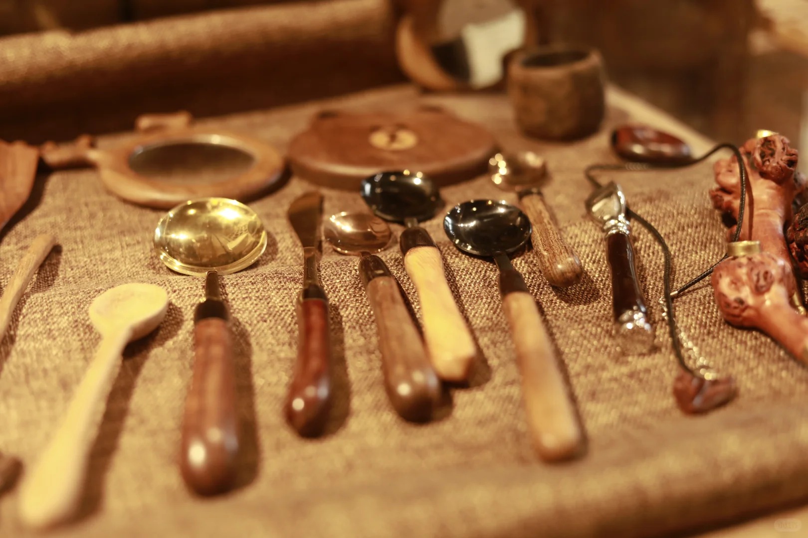 林涧木舍：不会商业运作的手工人活的下去吗